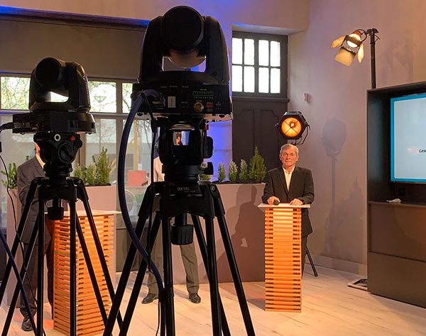 DIGITAL AVANT SCENE PAU