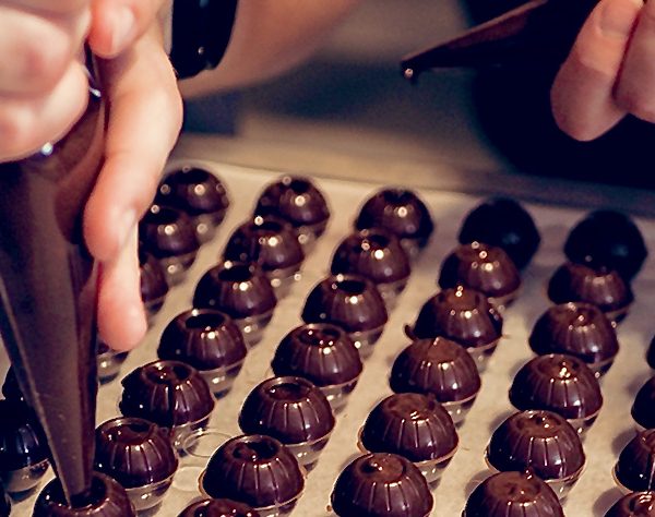 AVANT SCENE PAU ATELIER CHOCOLAT BRUXELLES