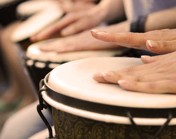 TEAM BUILDING PERCU AVANT SCENE BIARRITZ