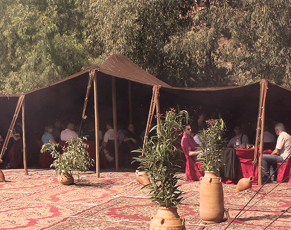 AVANT SCENE MARRAKECH TENTE BERBERE BIARRITZ