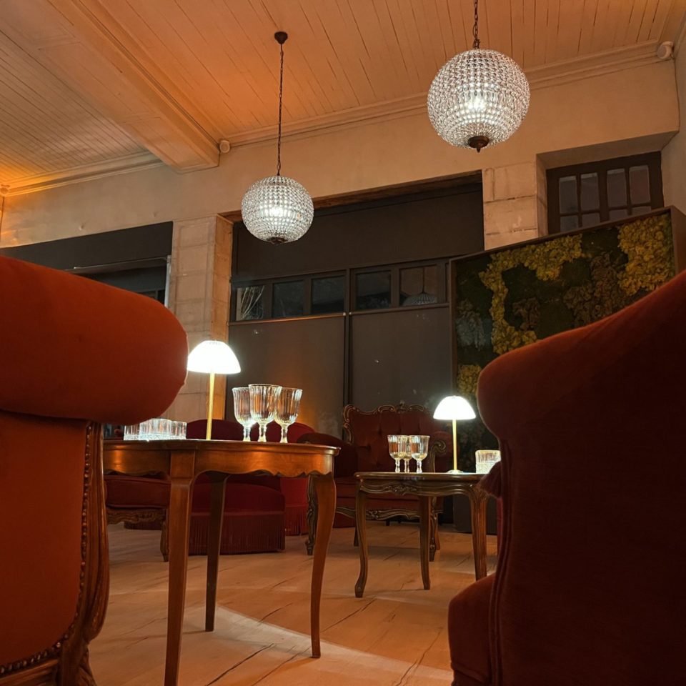 0C22ECD4-F76C-4965-8AAF-876779008490