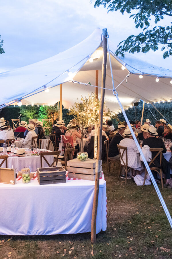 SOIREE GARDEN PARTY AVANT SCENE